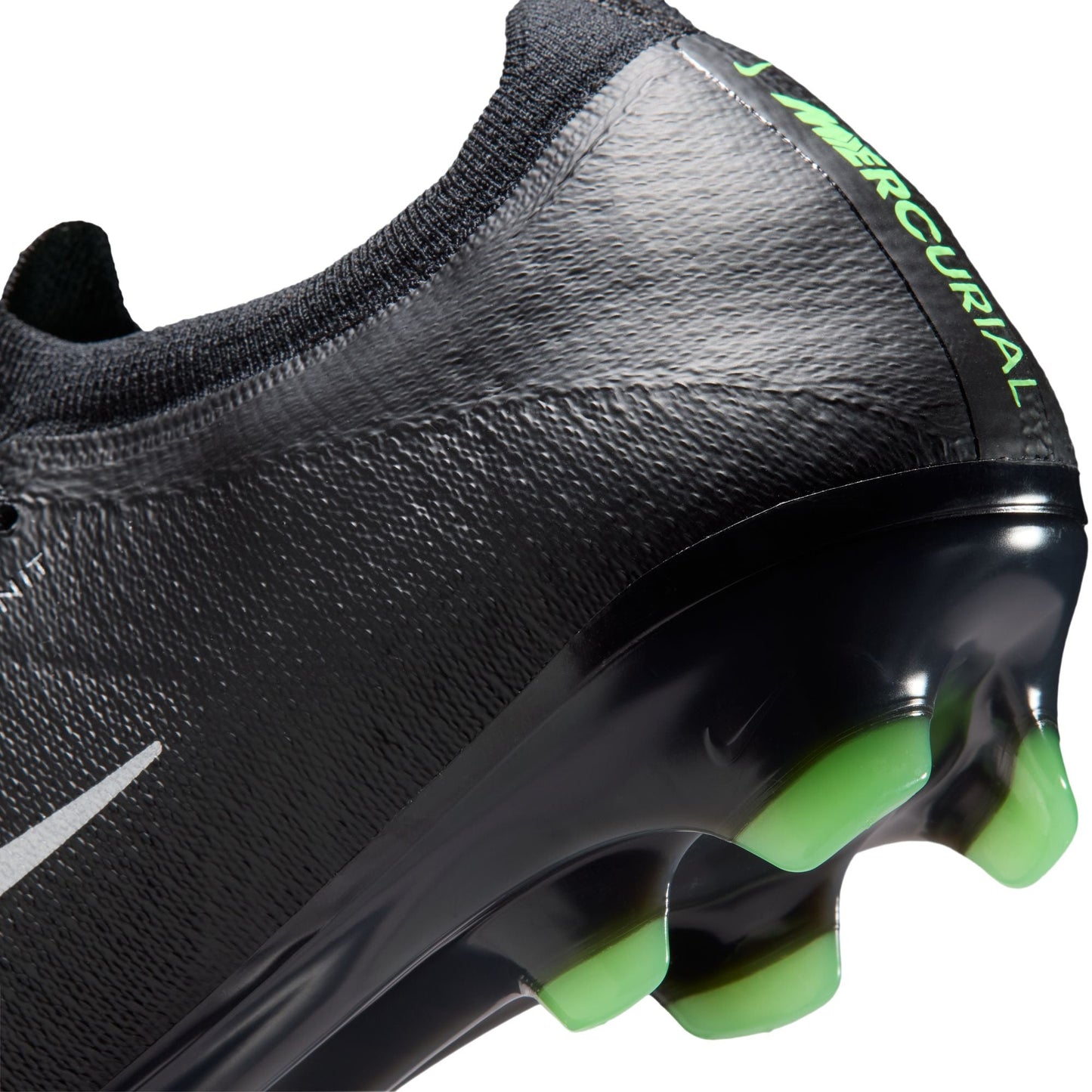 Nike Mercurial Vapor 17 Elite Firm-Ground Low-Top Soccer Cleats